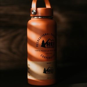 REI Hydro Flask 32oz * very limited edition *